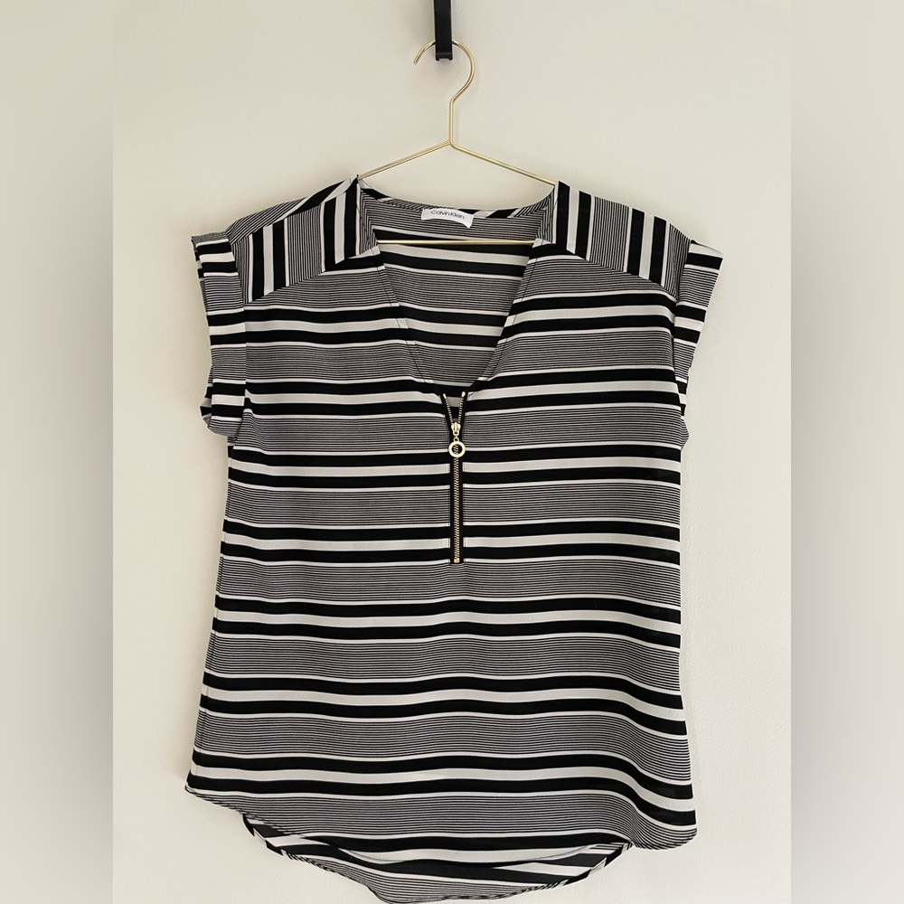 Black & White Calvin Klein Zipper Top